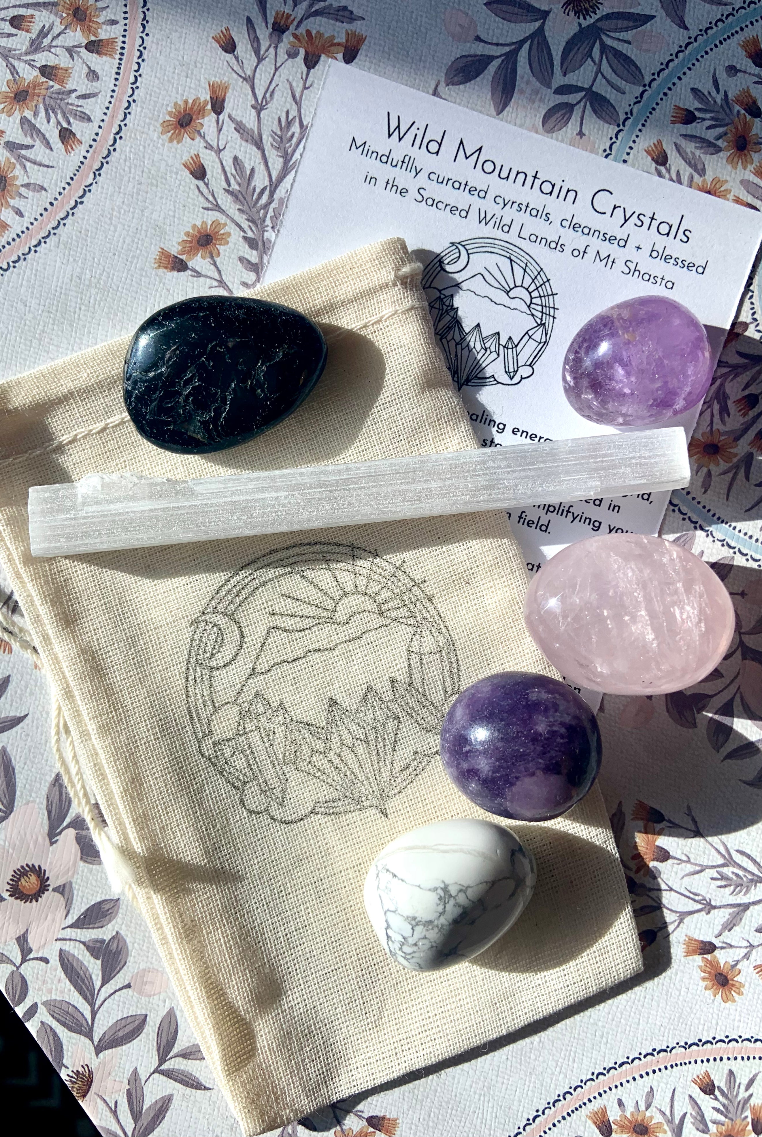 Sleep Crystal Set comes in a travel pouch with info to ID the crystals + start working with them.