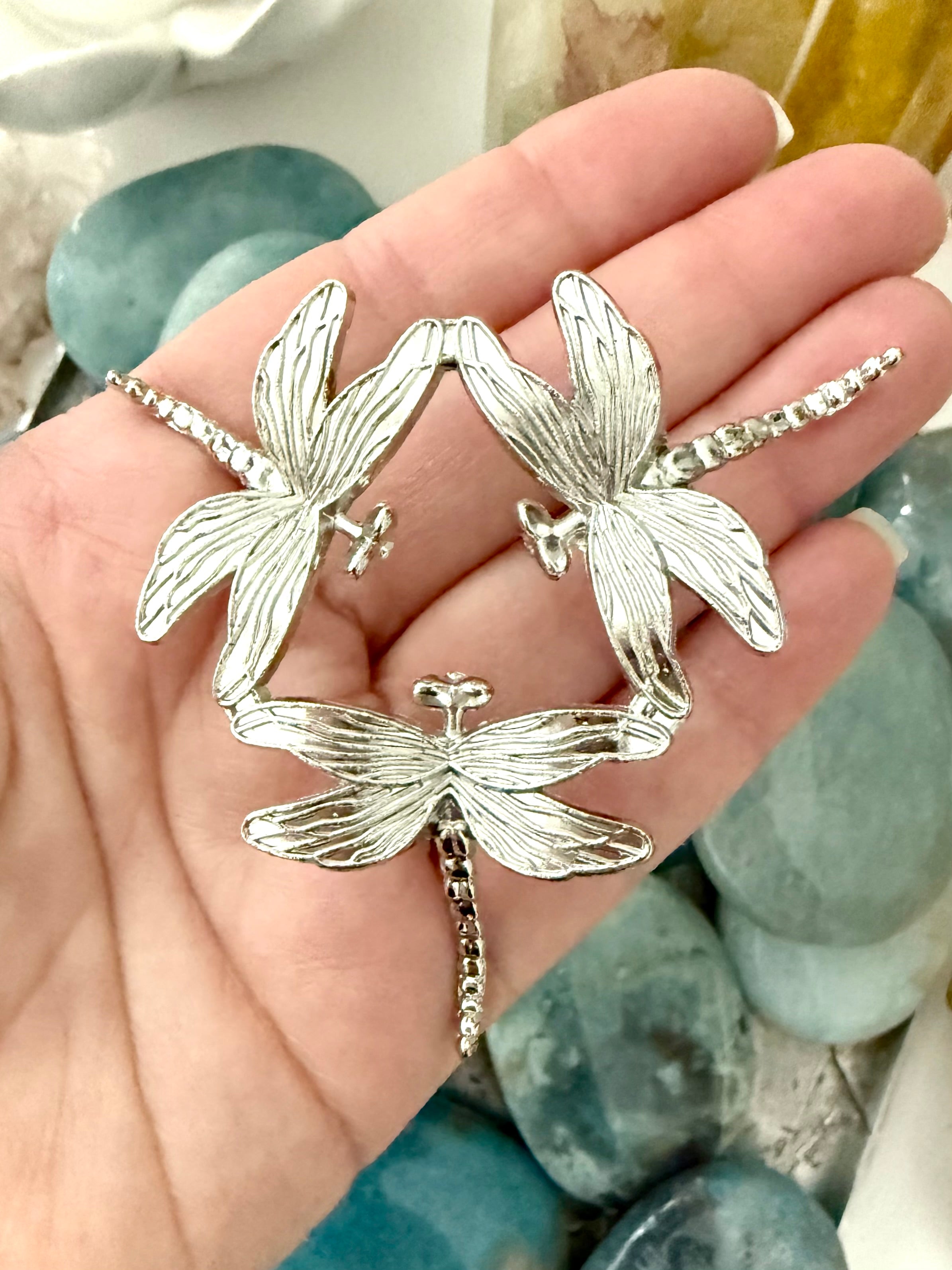 The mini sphere stand option shown on my hand for scale