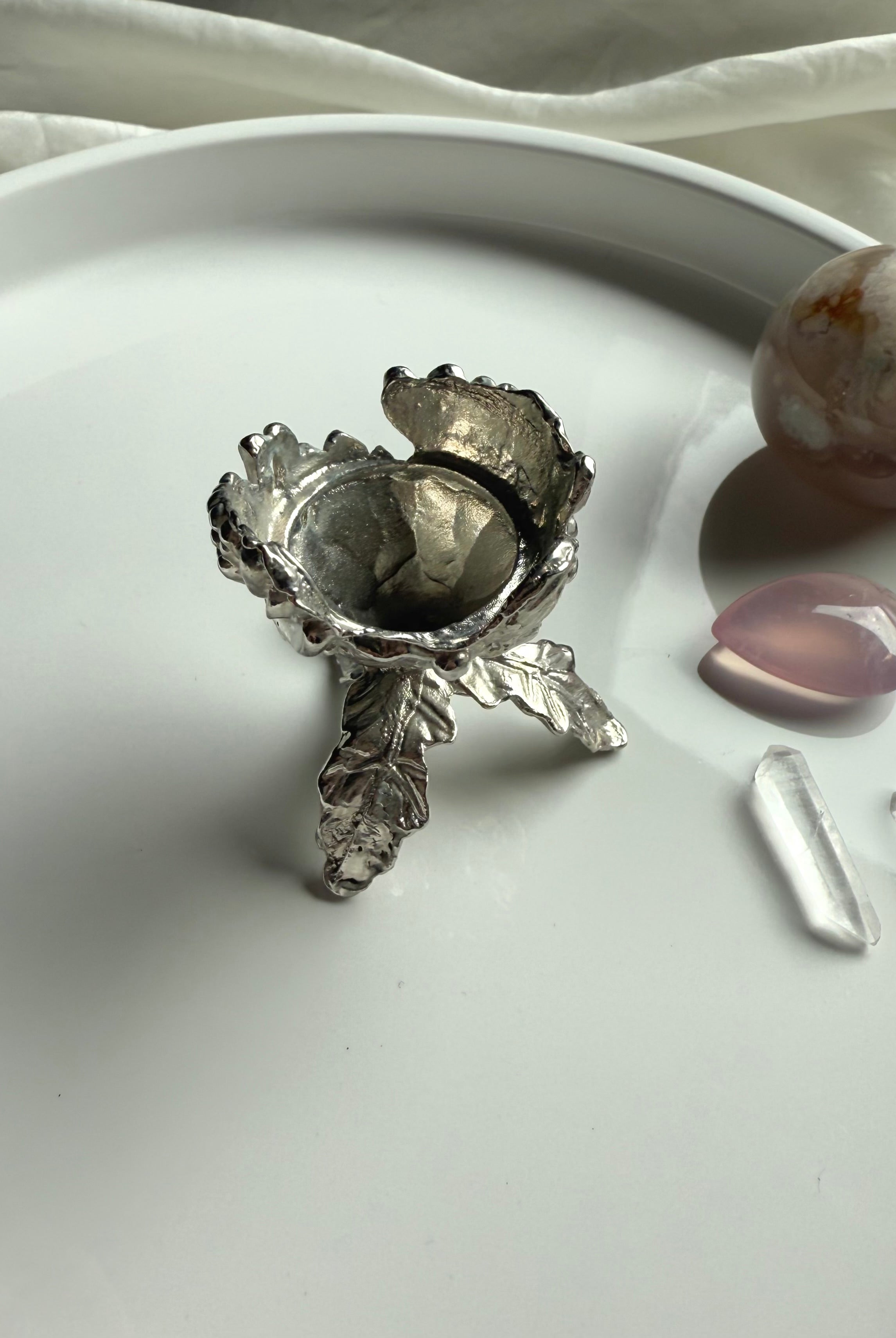 Showing the empty cast metal sphere stand made to fit mini crystal spheres