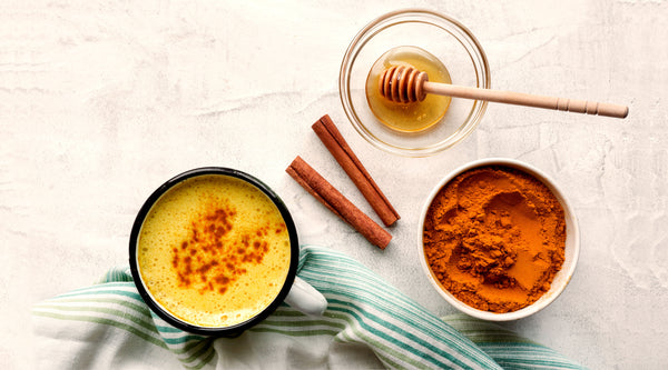 DIY YUMMY TURMERIC LATTE RECIPE