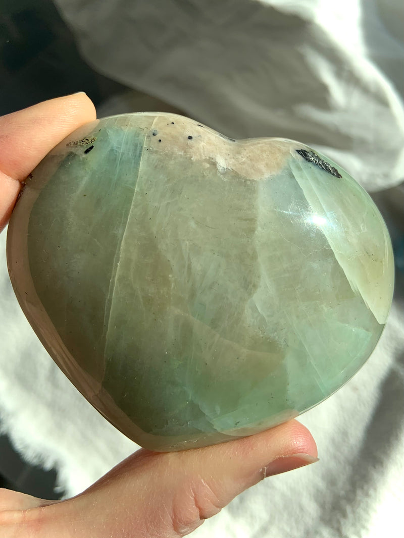 Green Moonstone is a stone of new beginnings + resonates with the Heart Chakra 