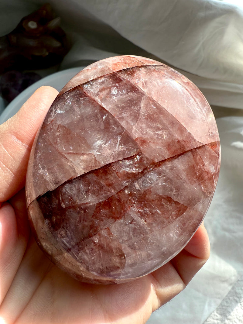 XXL Fire Quartz Palmstone