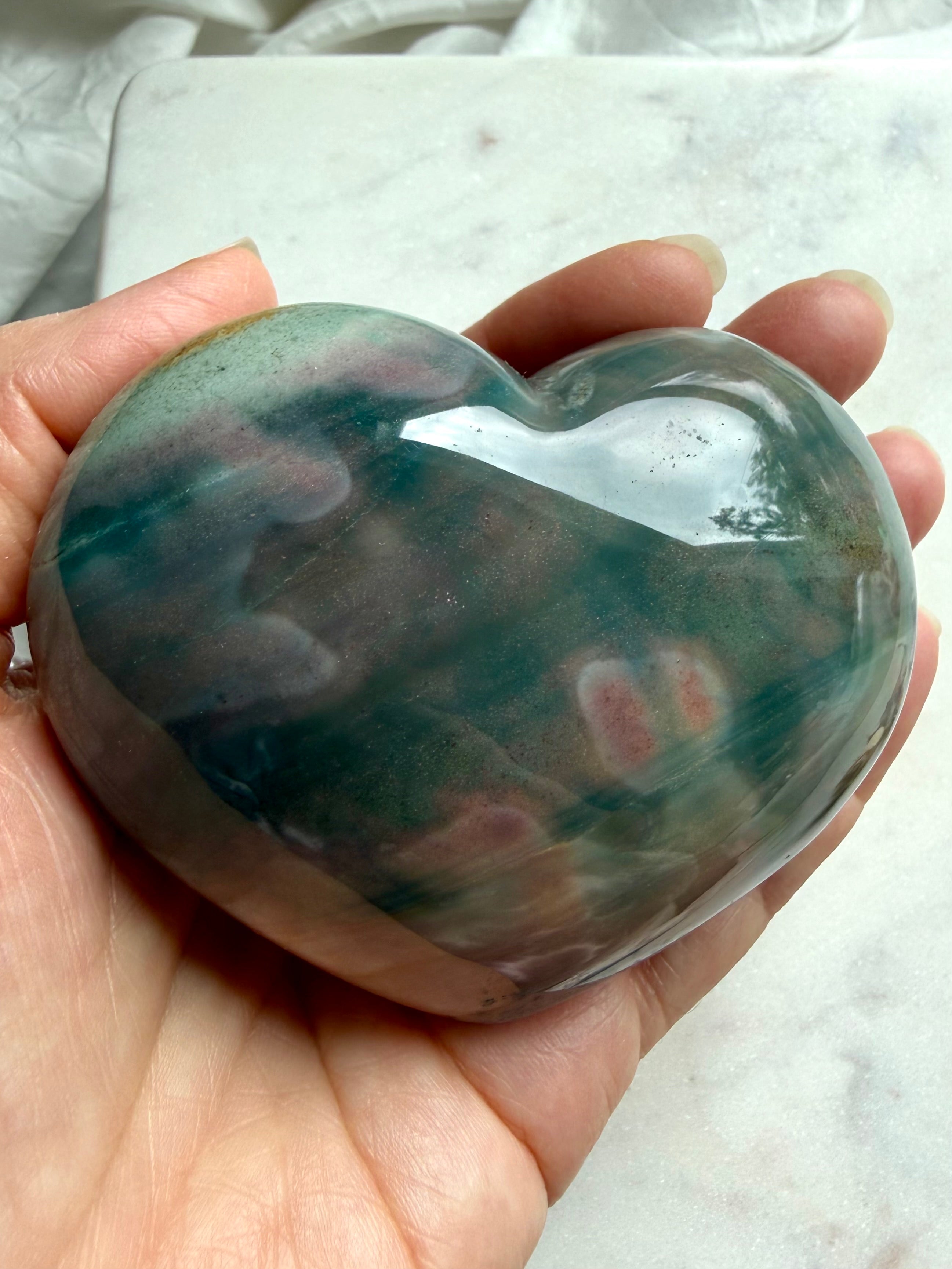 Handheld Ocean Jasper crystal heart with smooth curved shape, crystal heart for meditation 