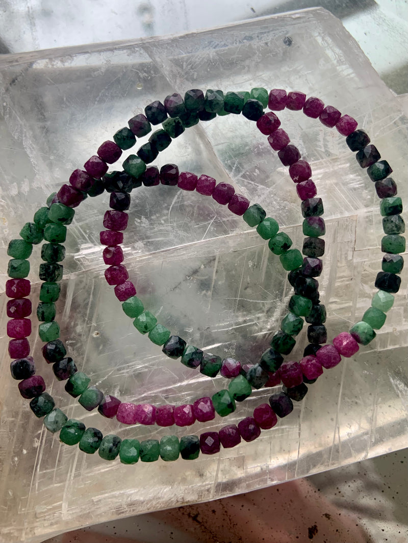 Faceted Ruby Zoisite Beaded Bracelet