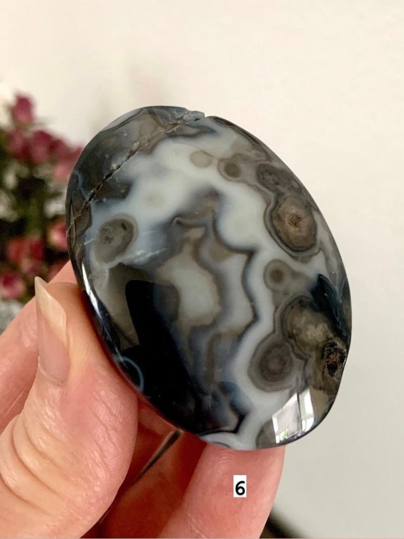 Banded Black Agate Palm Stones