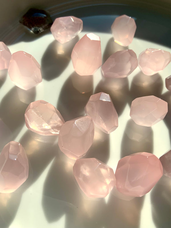 High Quality Mini Rose Quartz Freeform Gems from Mozambique