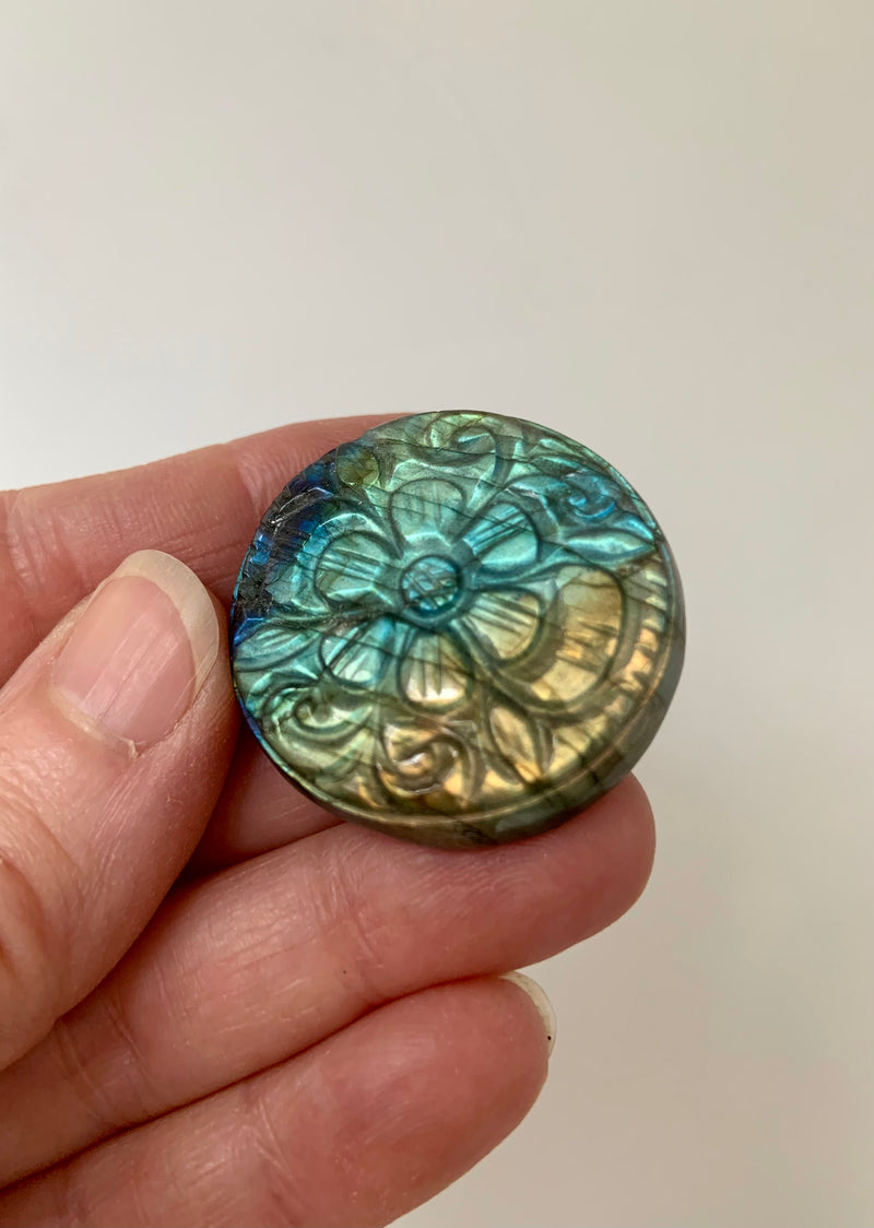 Round Labradorite Mughal Flower