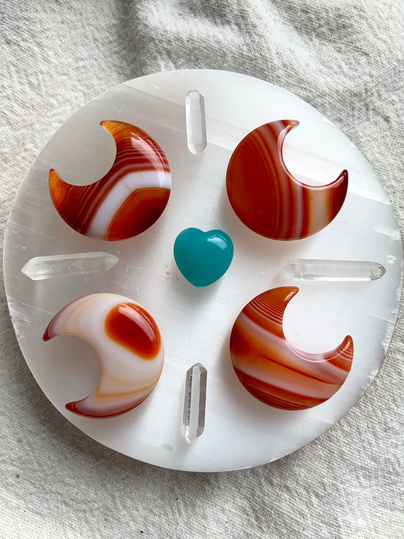 Banded Carnelian Moon