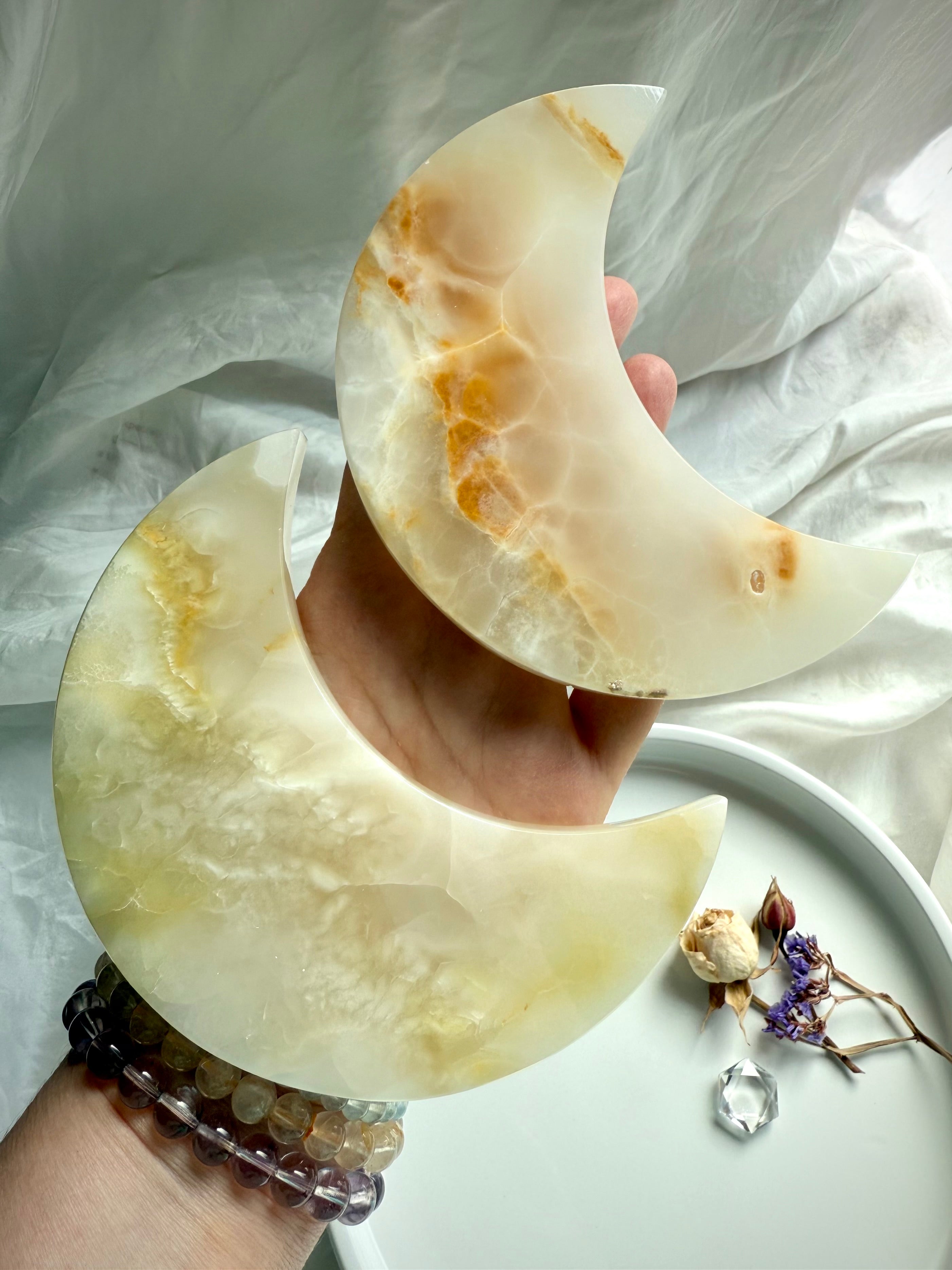 White Onyx Crescent Moon Plates with golden honey veining – crystal moon carvings for energy work, jewelry display, and spiritual decor