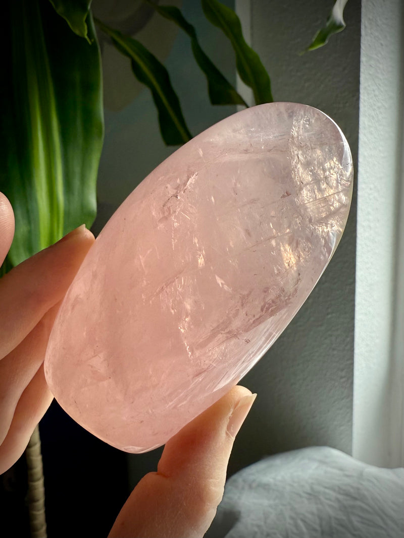 Gemmy Rose Quartz Freeform