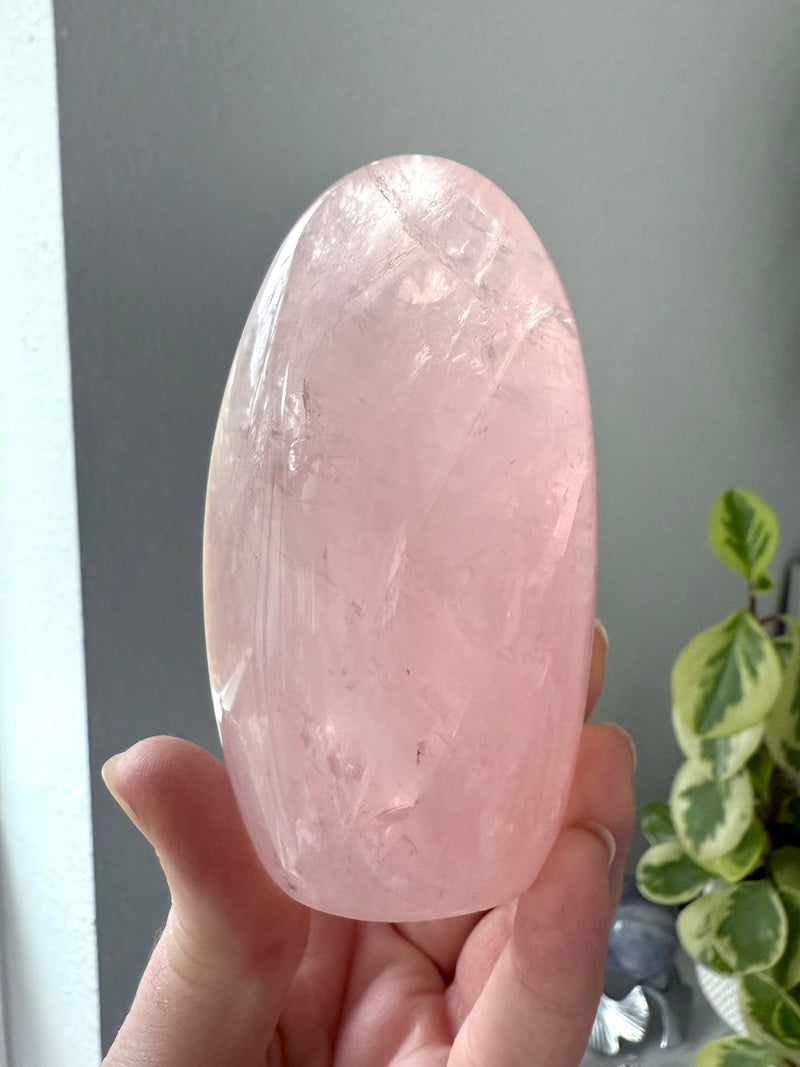 Gemmy Rose Quartz Freeform