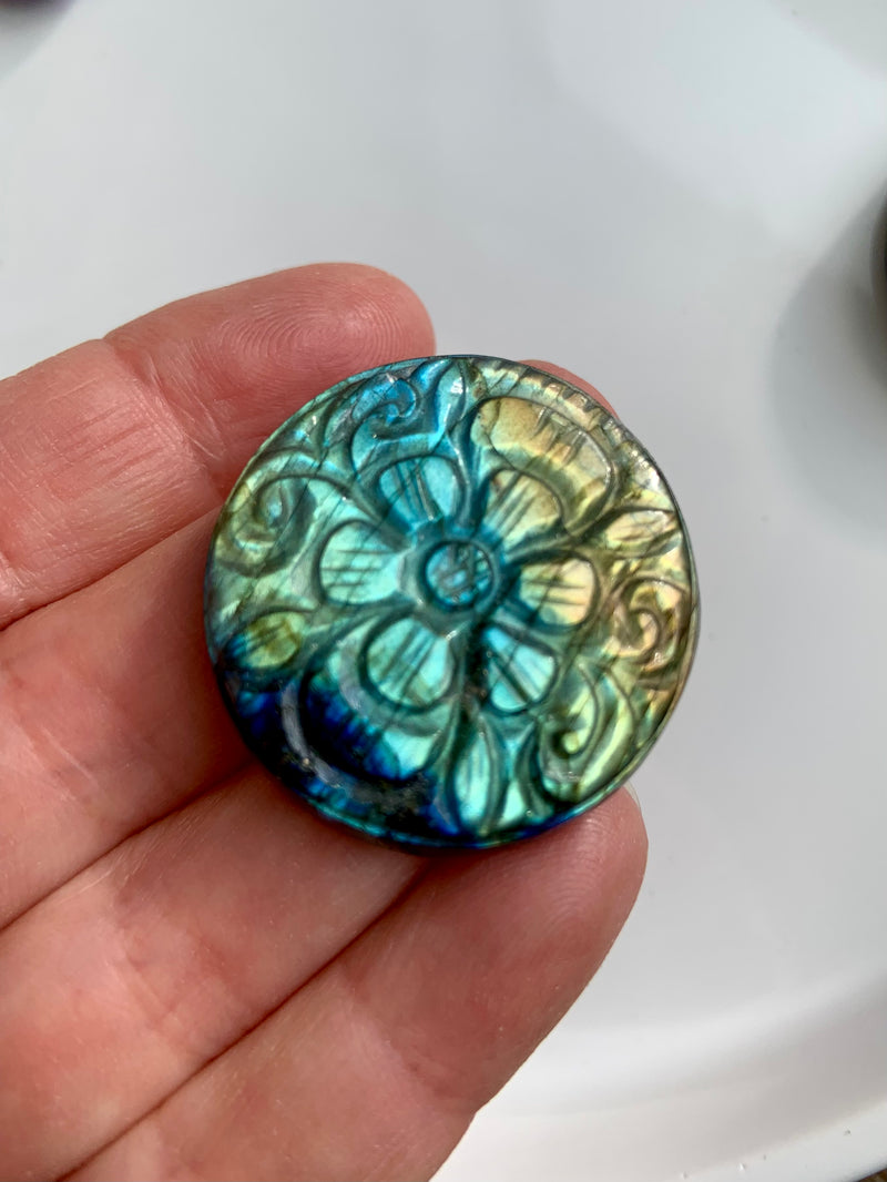 Round Labradorite Mughal Flower