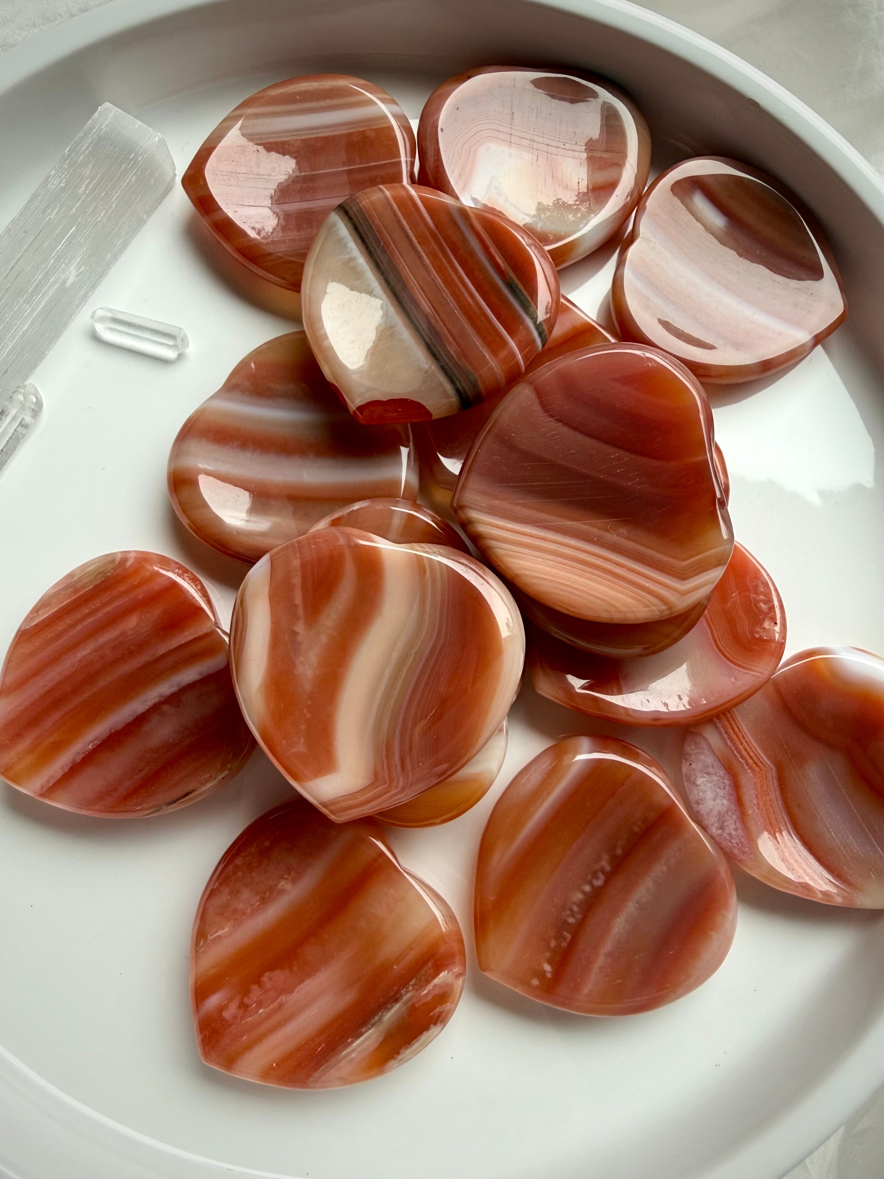 Carnelian heart shaped worry stones polished crystal thumb stones for calm and grounding