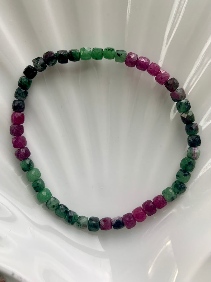 Faceted Ruby Zoisite Beaded Bracelet