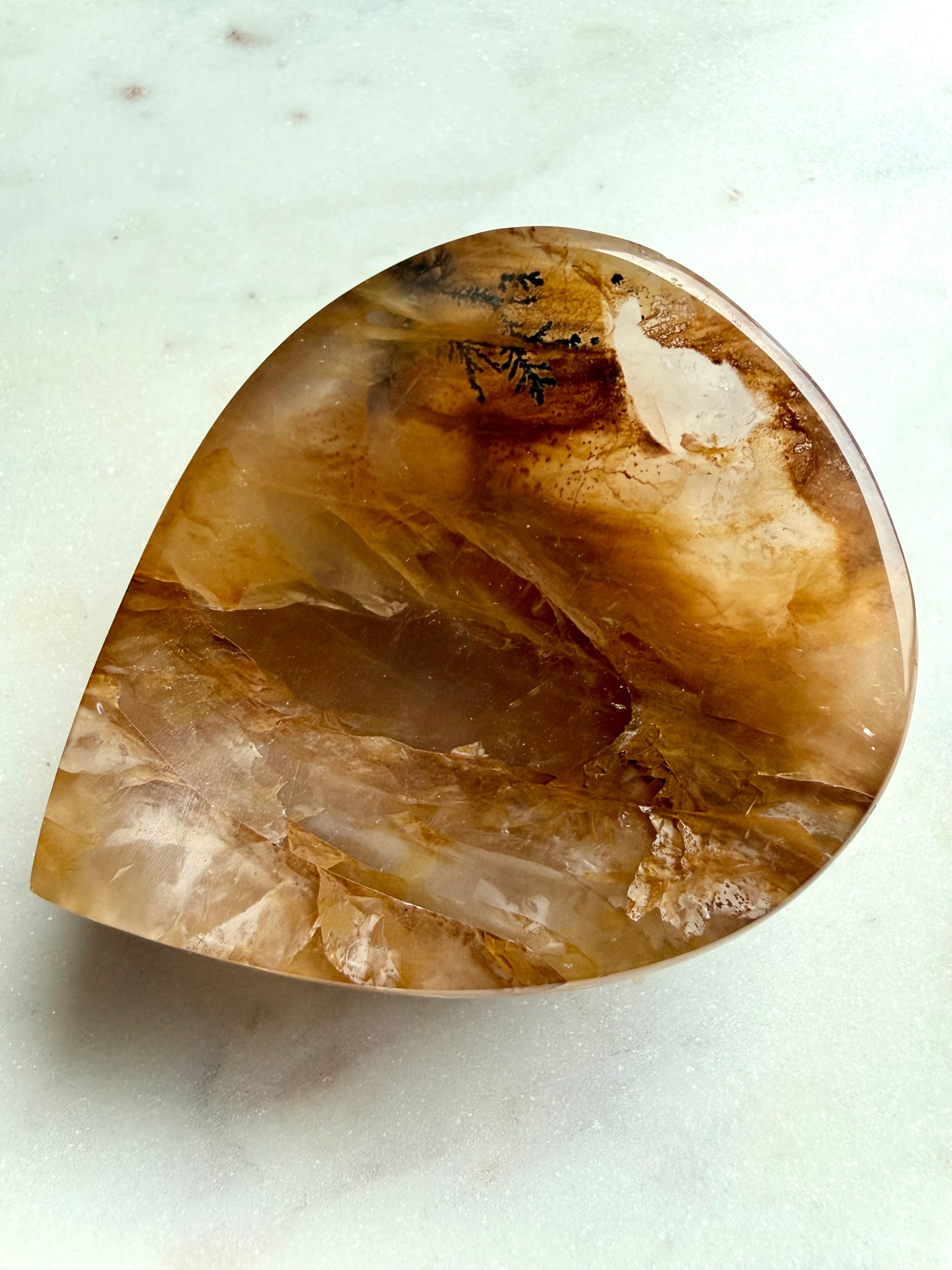 Teardrop Golden Healer Quartz bowl top view showing honey tones and natural dendritic crystal pattern