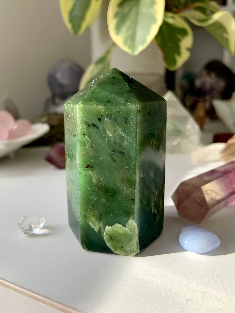 High Quality Nephrite Jade Generator Tower