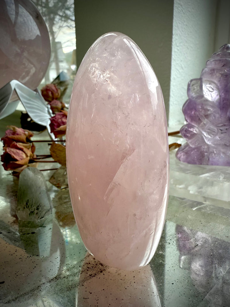 Gemmy Rose Quartz Freeform