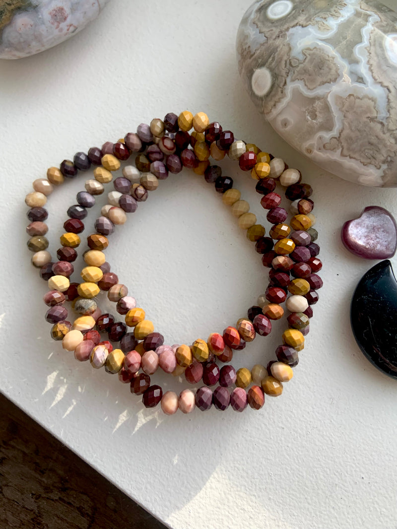 Faceted Mookaite Beaded Bracelet