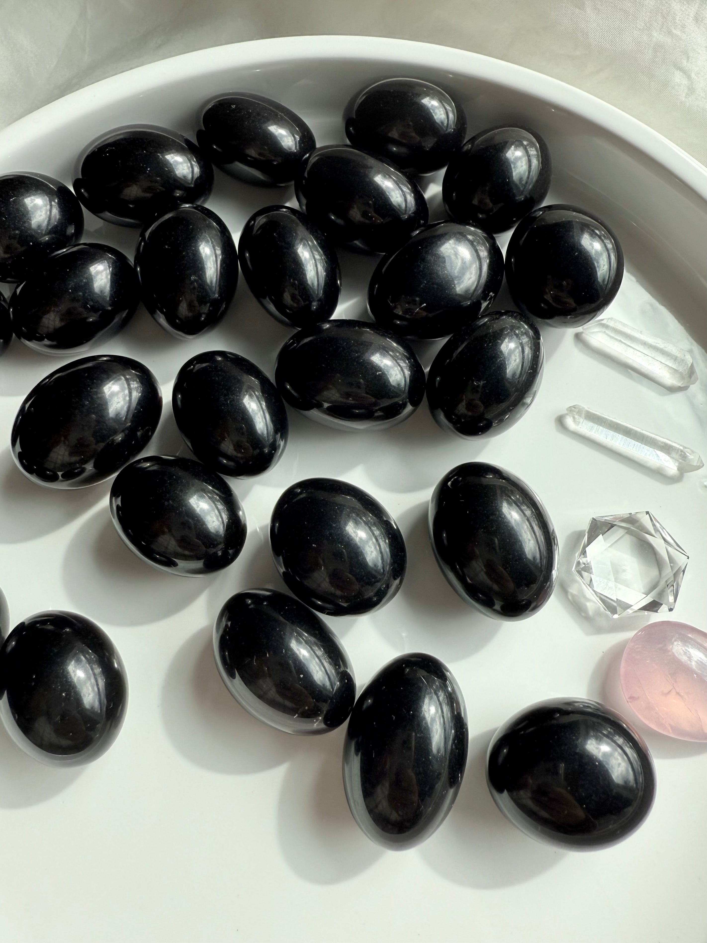Black Obsidian is a powerful Root Chakra stone with cleansing, grounding + protective properties