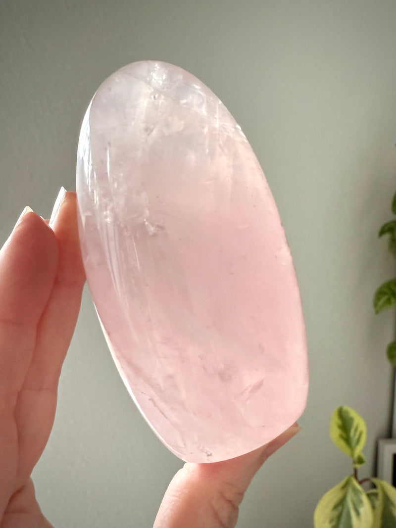 Gemmy Rose Quartz Freeform