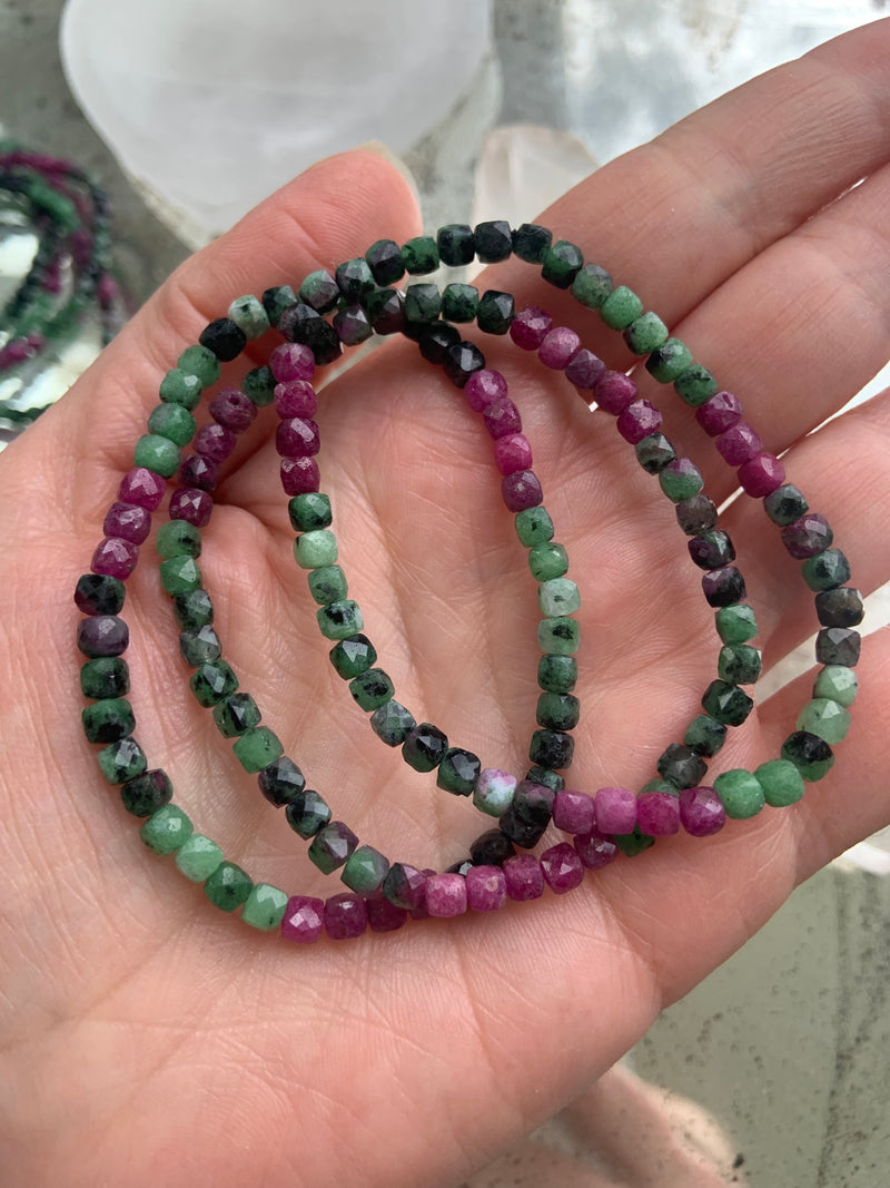 Faceted Ruby Zoisite Beaded Bracelet