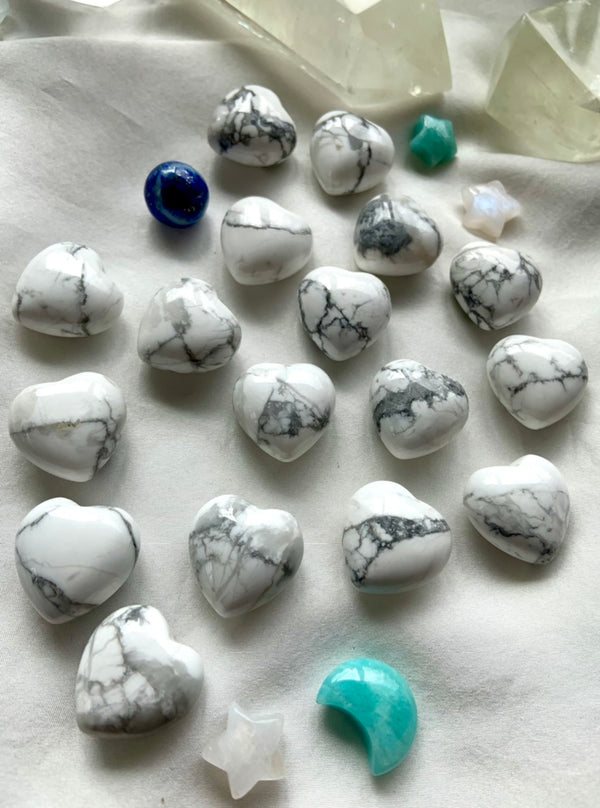 Mini Howlite Hearts