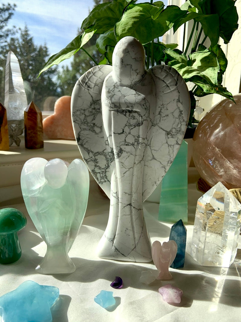 Glorious Howlite Angel Carving with Detailed Wings