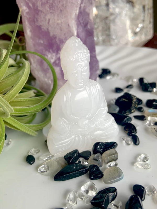 White Jade Quan Yin Carving