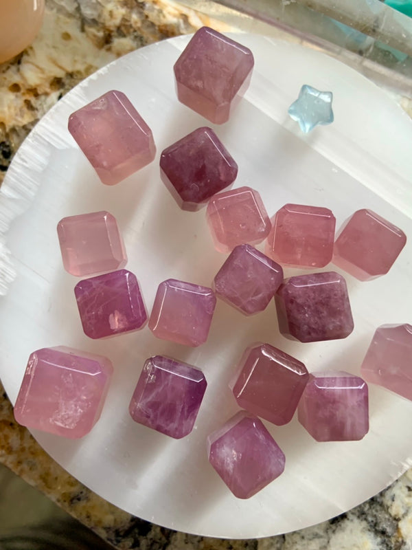 Lavender Rose Quartz Mini Cubes