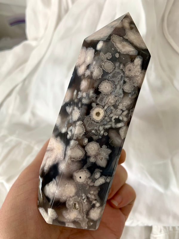 Black Flower Agate Tower