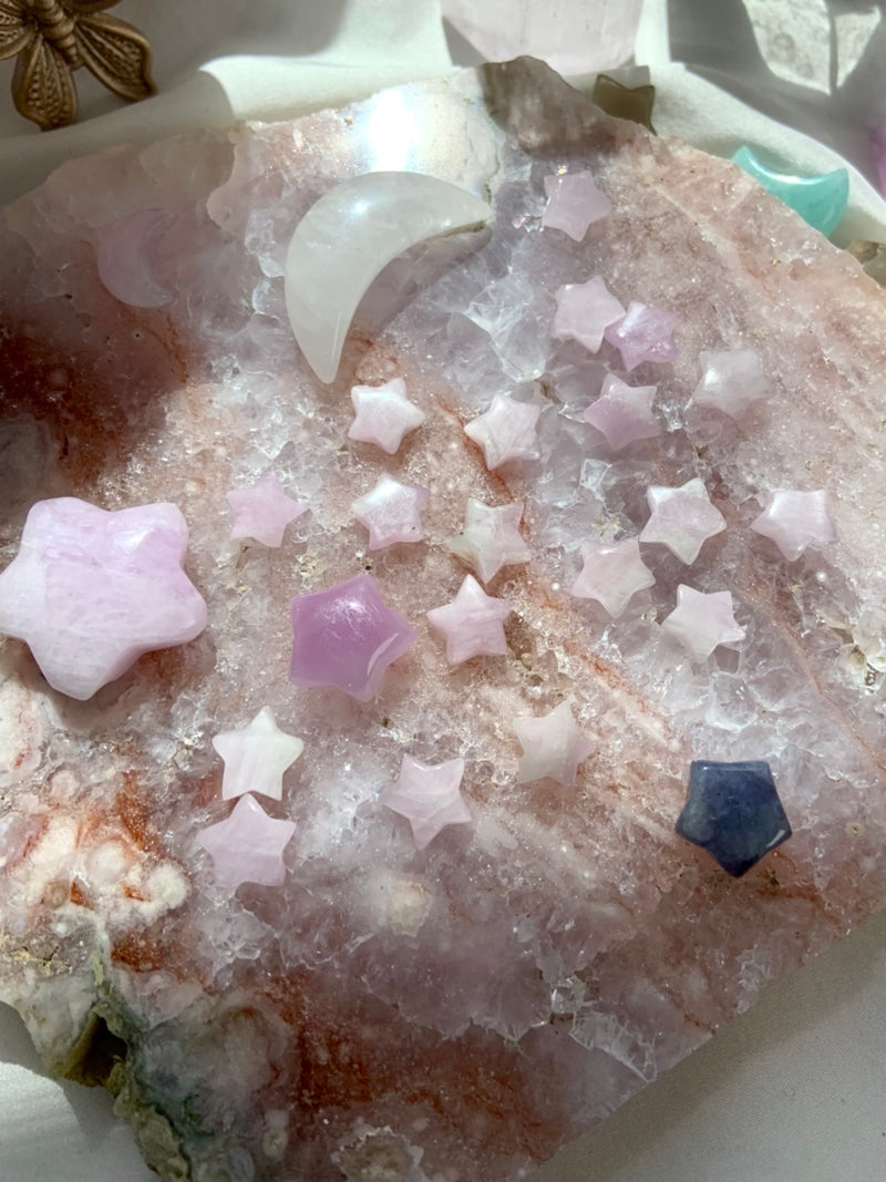 Tiny Kunzite Stars