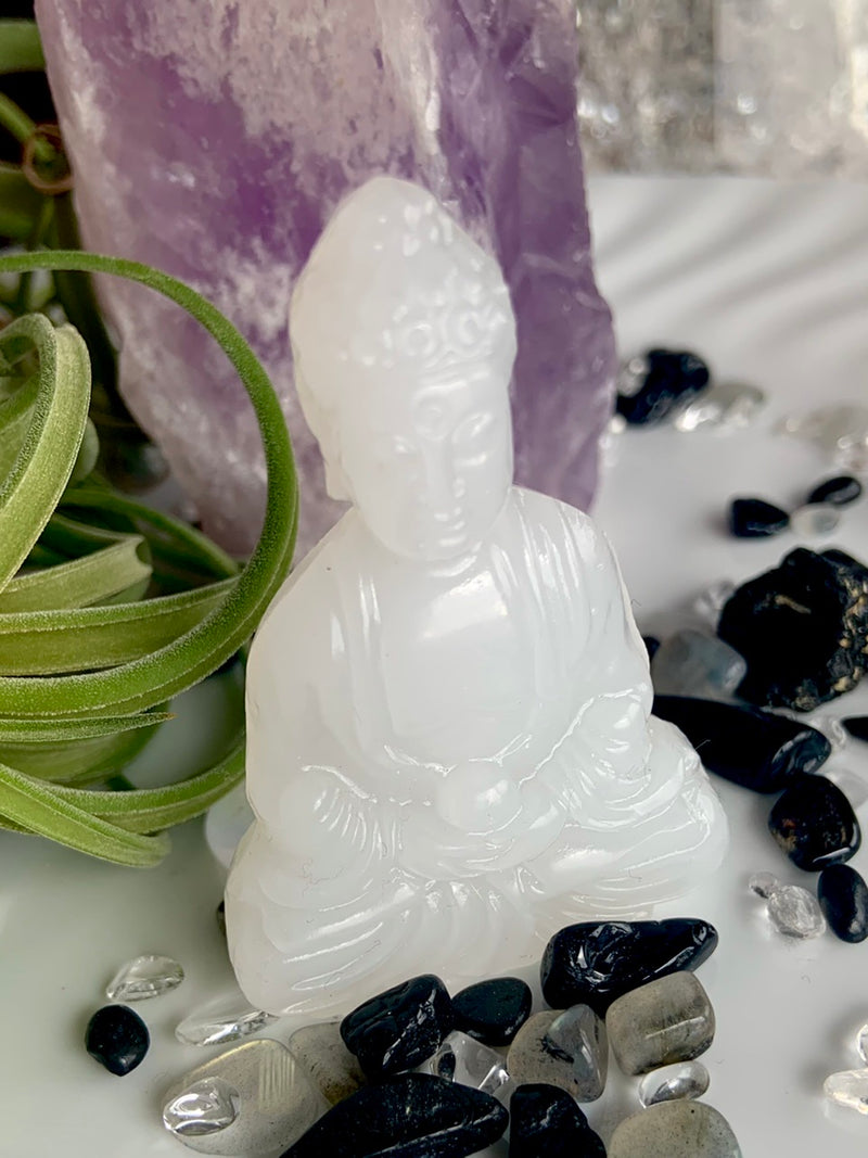 White Jade Quan Yin Carving